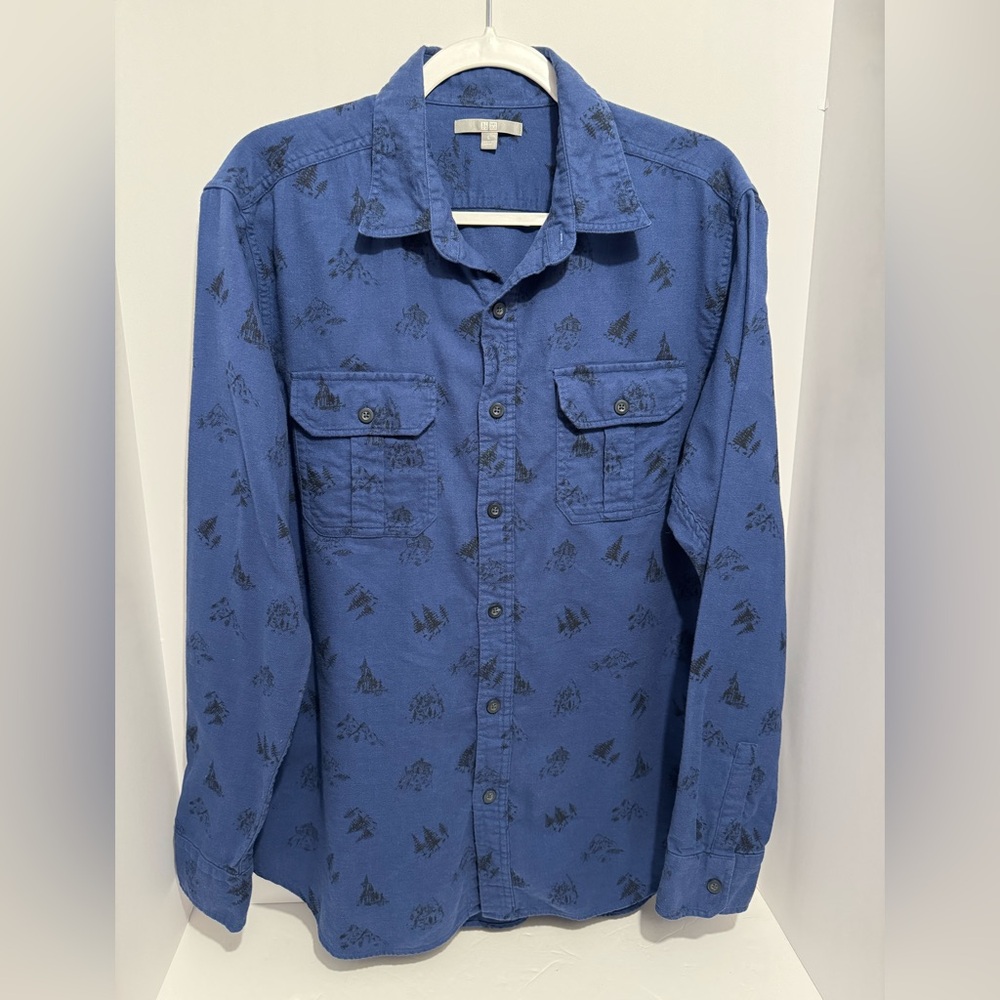 Uniqlo Men's Large Blue Mountain Tree All Over Print Long Sleeve Button Up Shirt